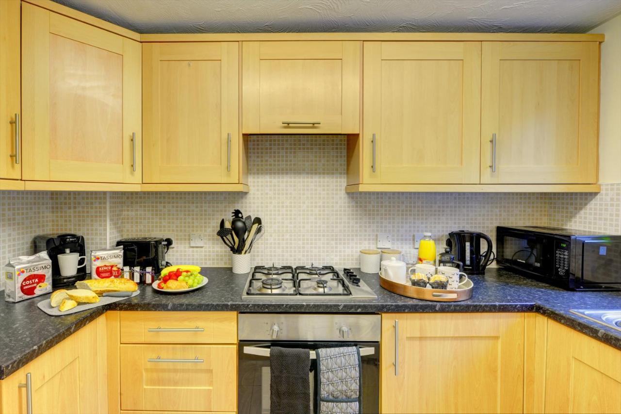 Modern 2 Bed House Sleeps 6 Southam Town Centre - Inspire Homes Ltd Extérieur photo